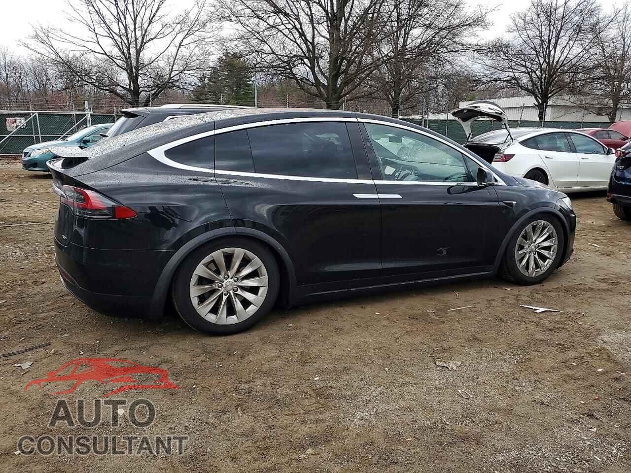 TESLA MODEL X 2017 - 5YJXCBE28HF048046