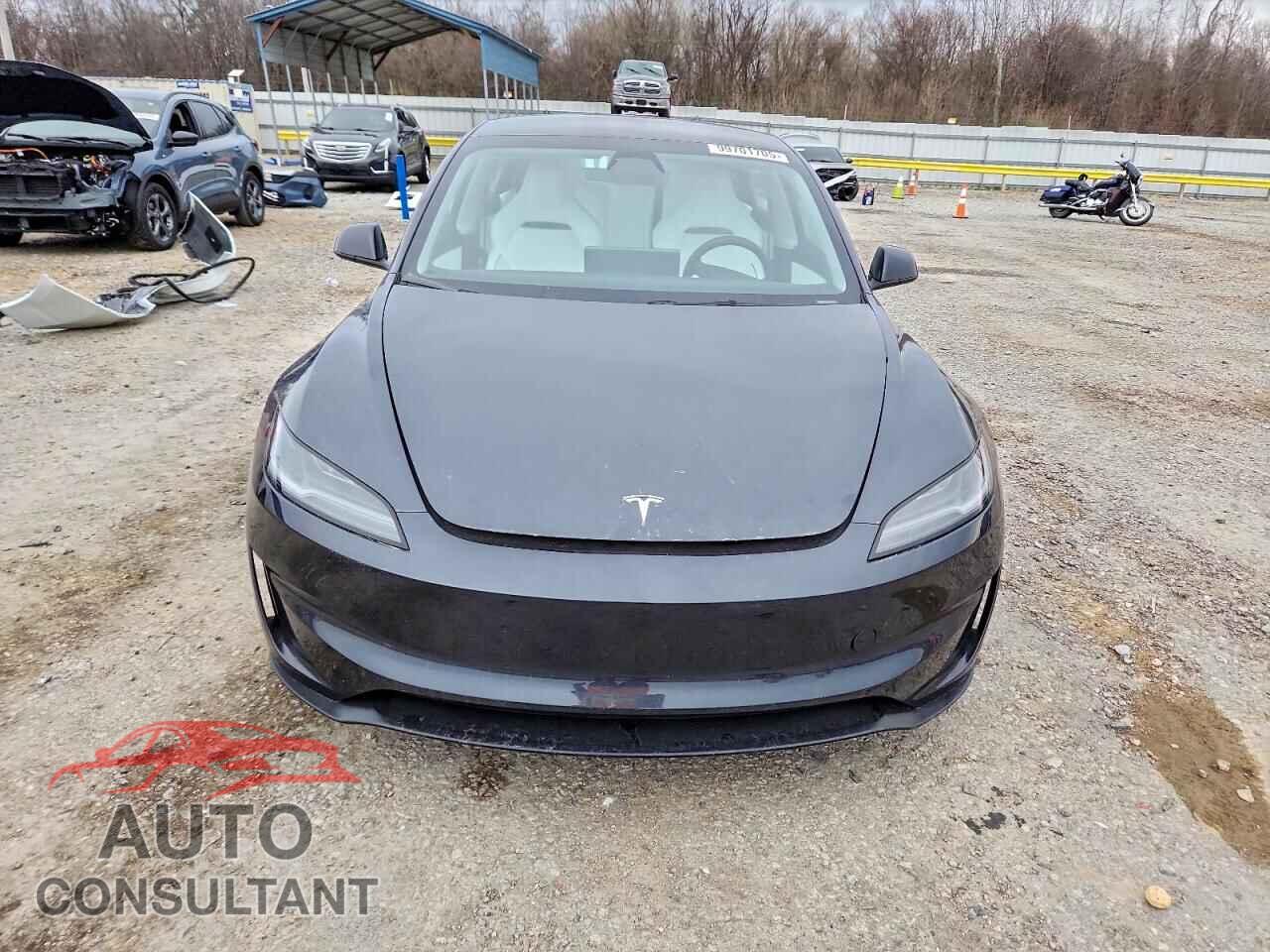 TESLA MODEL 3 2024 - 5YJ3E1ET7RF866347