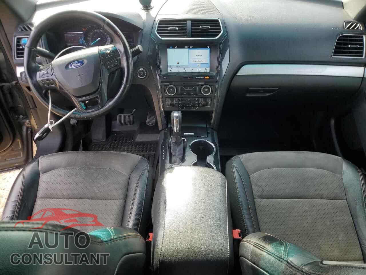 FORD EXPLORER 2017 - 1FM5K8D84HGA53250