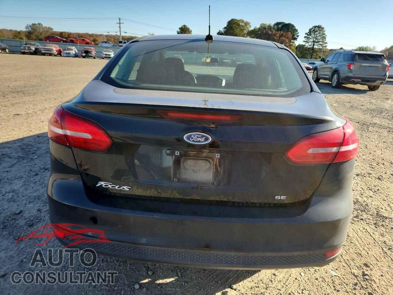 FORD FOCUS 2017 - 1FADP3F28HL345199