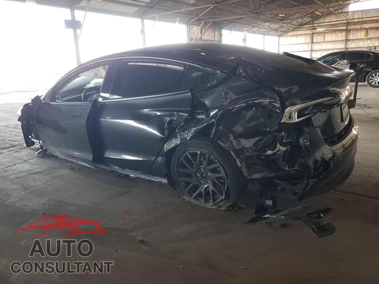 TESLA MODEL 3 2024 - 5YJ3E1EA9RF740442