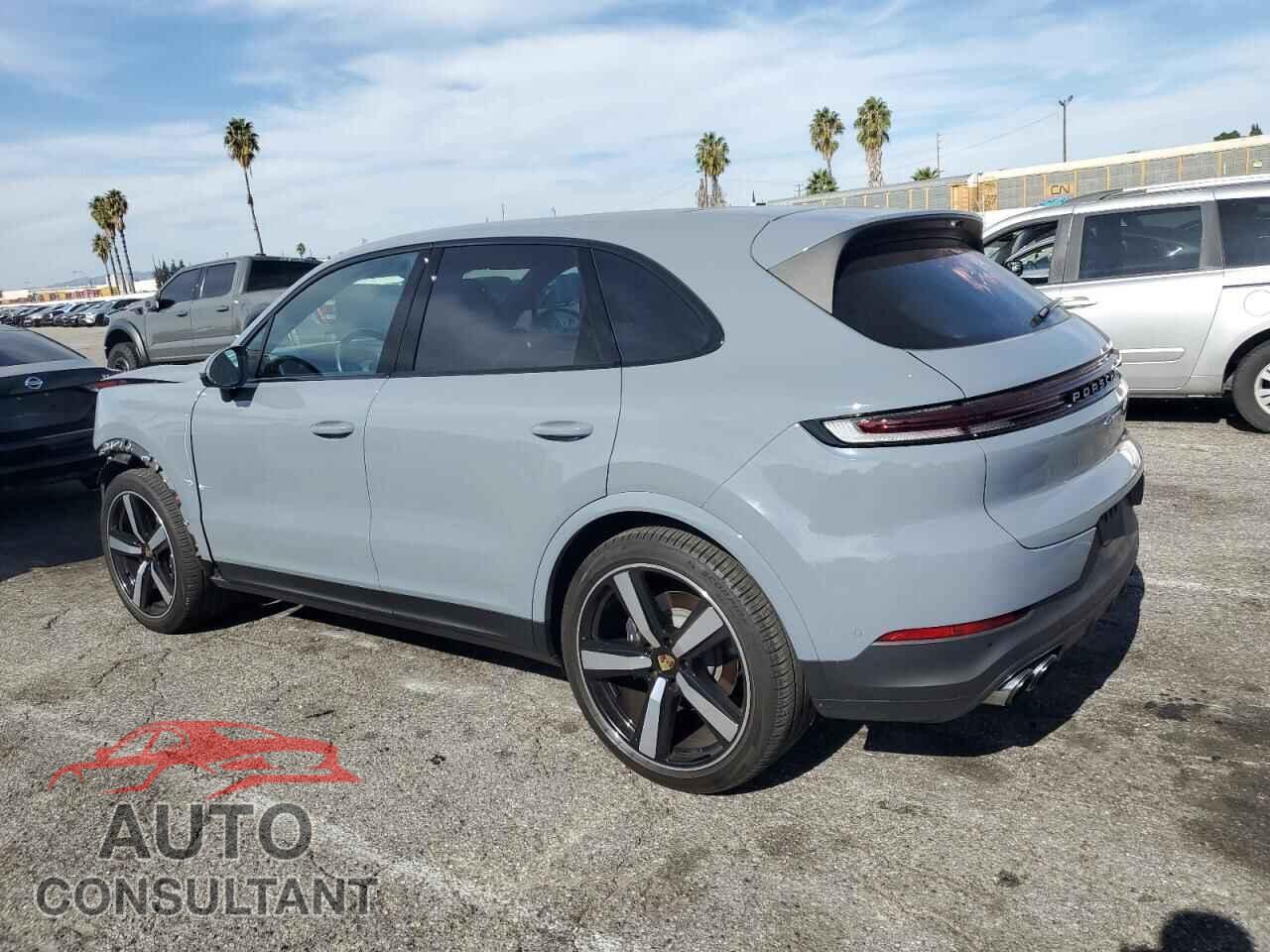 PORSCHE CAYENNE 2024 - WP1AA2AY2RDA07098