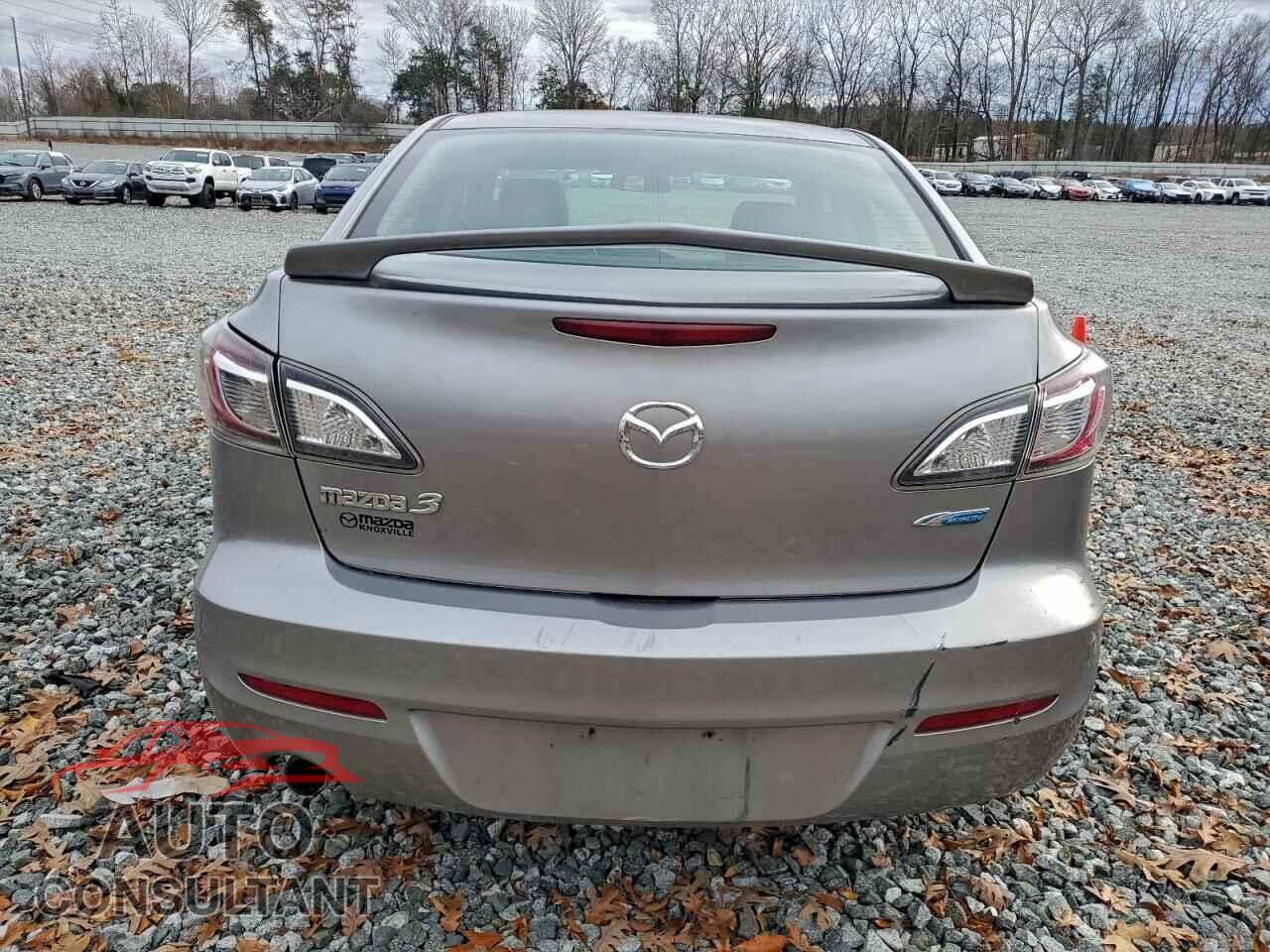 MAZDA 3 2012 - JM1BL1W73C1556523