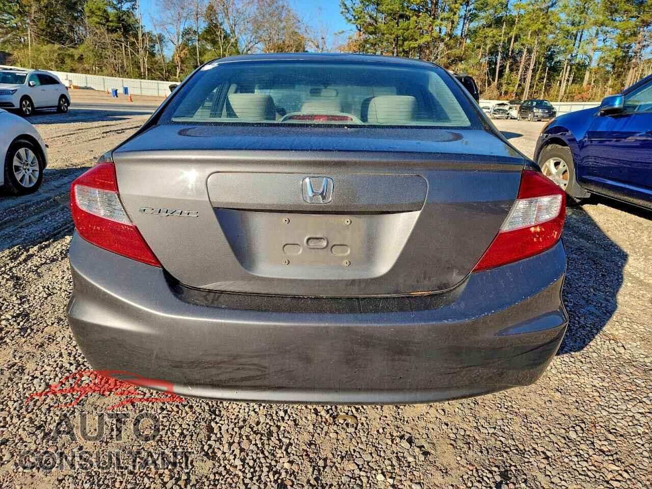 HONDA CIVIC 2012 - 19XFB2F84CE325940