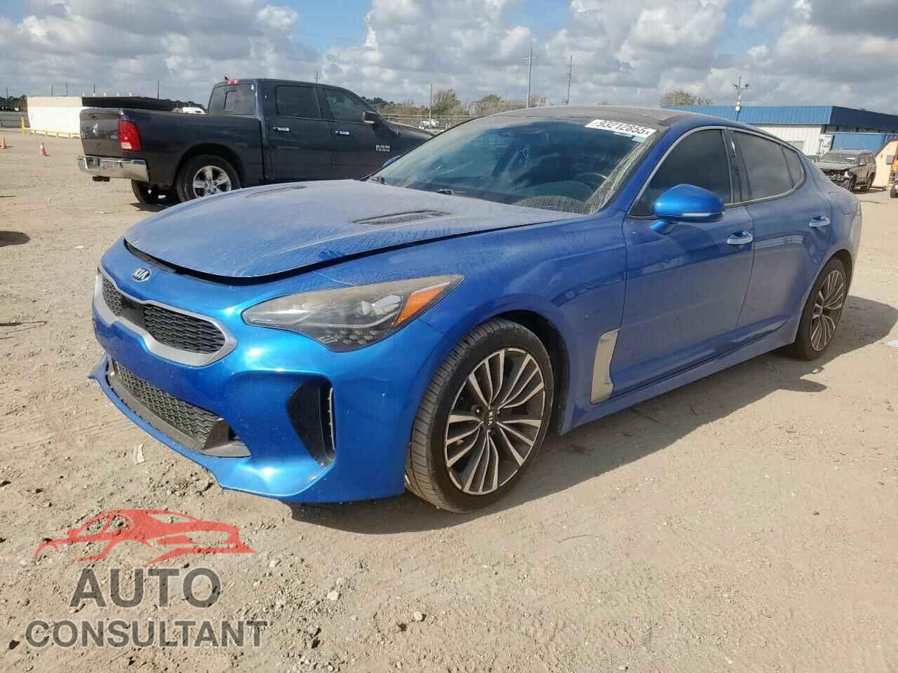 KIA STINGER 2018 - KNAE25LA8J6015018
