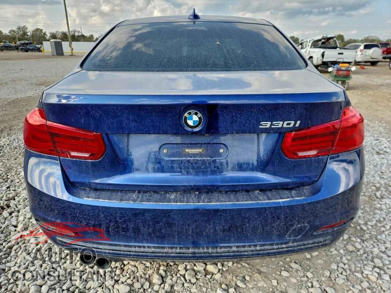 BMW 3 SERIES 2018 - WBA8B9C5XJEE81145