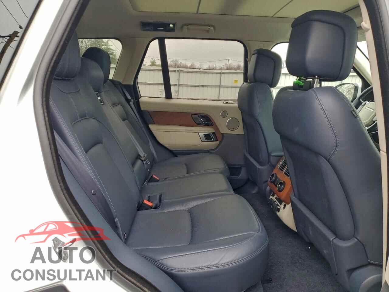 LAND ROVER RANGEROVER 2018 - SALGS2REXJA515661
