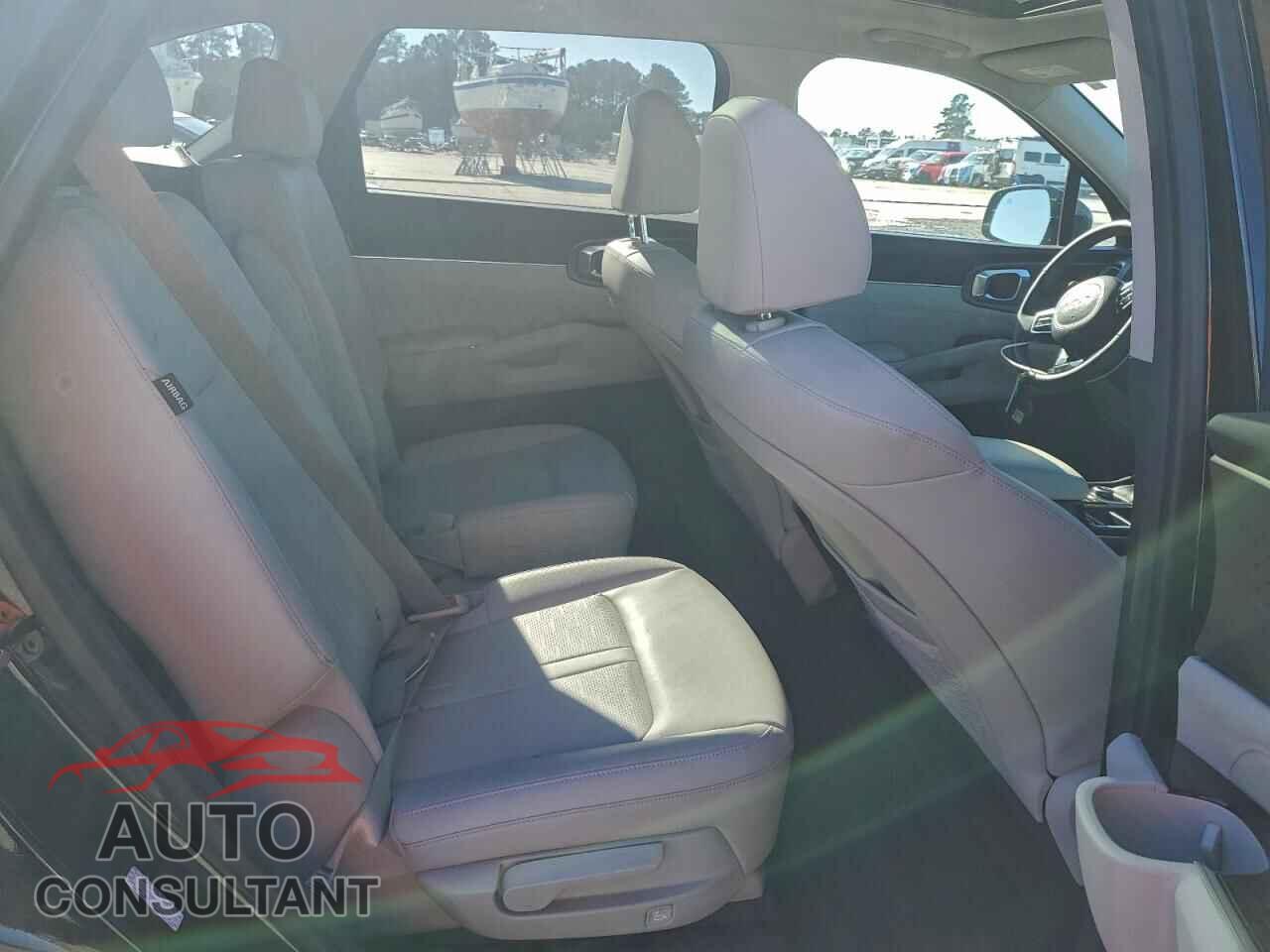 KIA SORENTO 2024 - 5XYRK4JF8RG253473