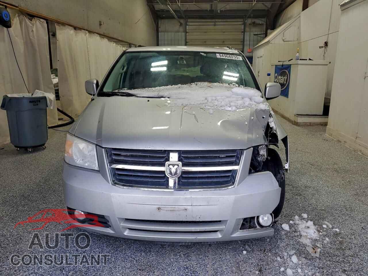 DODGE CARAVAN 2010 - 2D4RN5D12AR323551