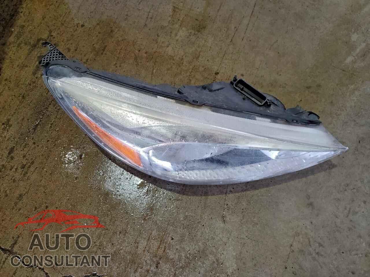 FORD FOCUS 2016 - 1FADP3F26GL217560