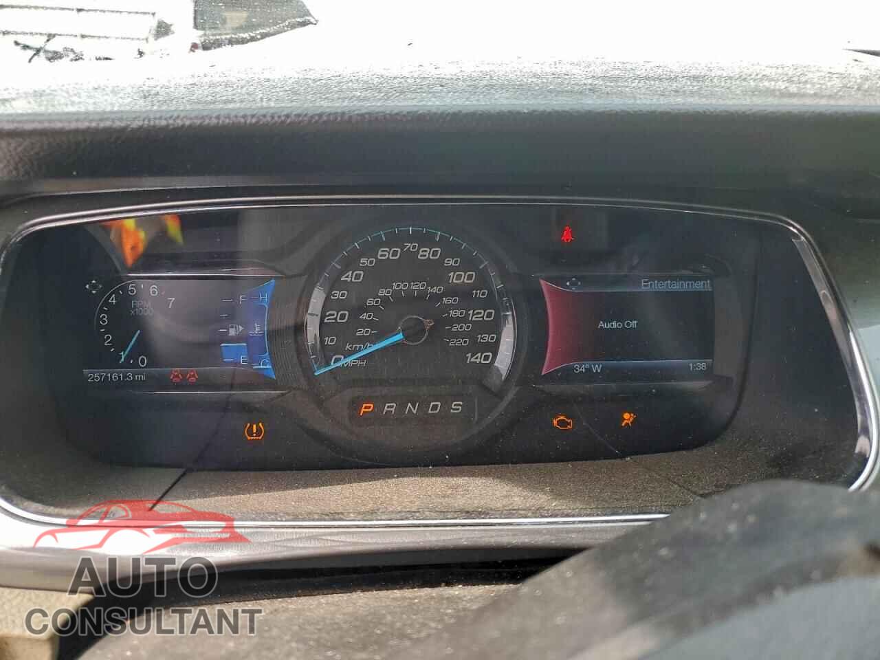 FORD TAURUS 2015 - 1FAHP2E85FG128619