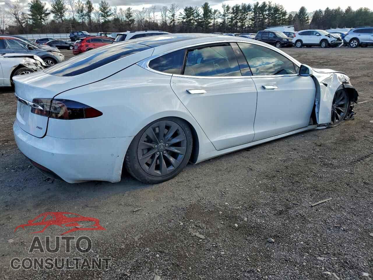 TESLA MODEL S 2018 - 5YJSA1E25JF287845