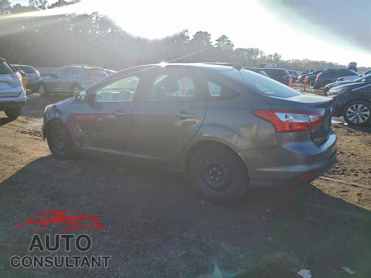 FORD FOCUS 2012 - 1FAHP3F24CL276831