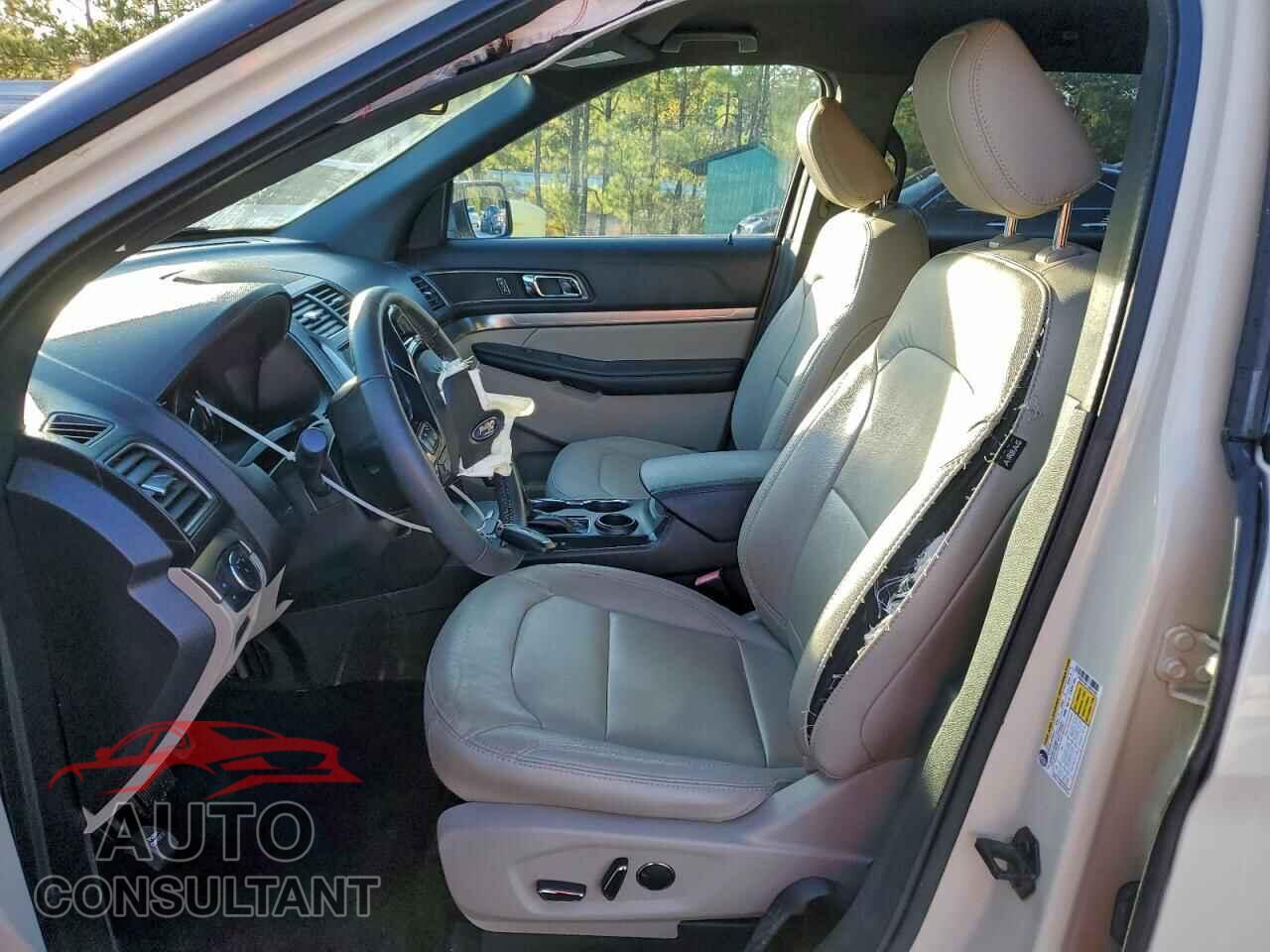 FORD EXPLORER 2018 - 1FM5K7D87JGB42388