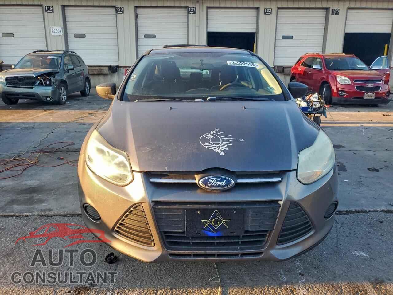 FORD FOCUS 2013 - 1FADP3E29DL227142