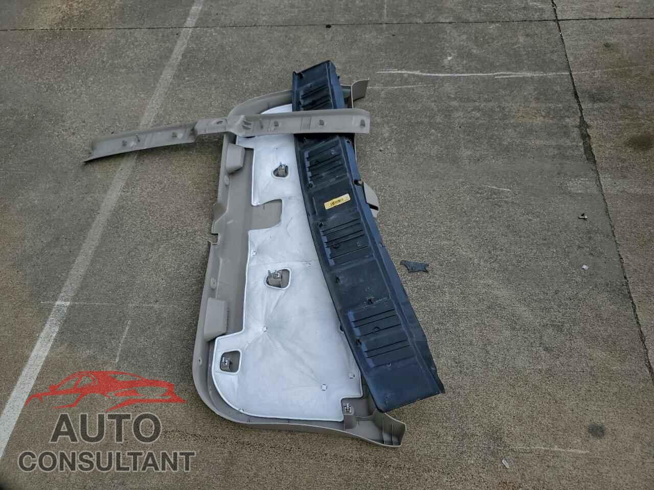 FORD ESCAPE 2010 - 1FMCU0D74AKA35019