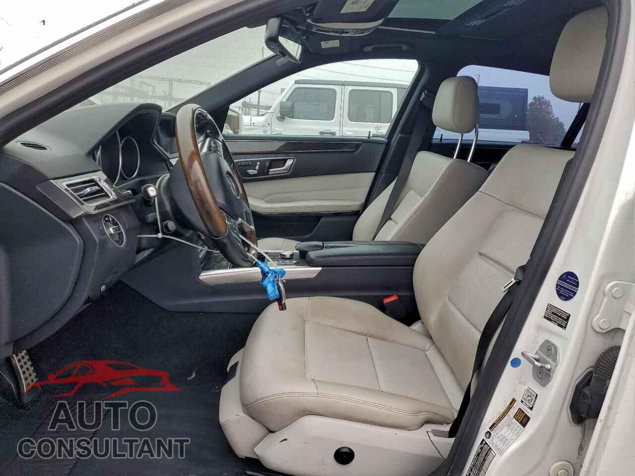 MERCEDES-BENZ E-CLASS 2015 - WDDHF5KB2FB144214