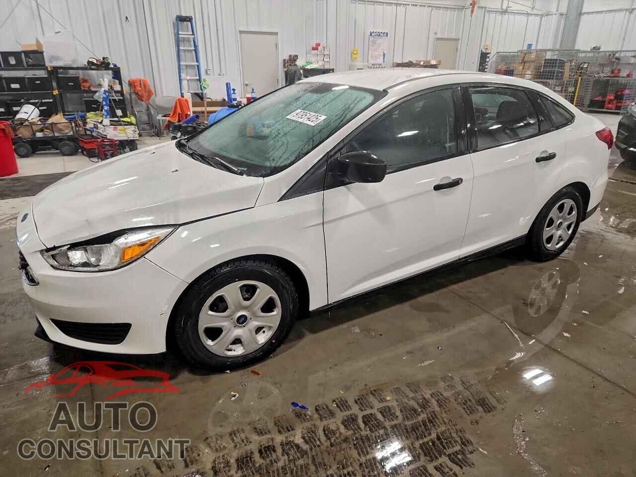 FORD FOCUS 2015 - 1FADP3E20FL367888