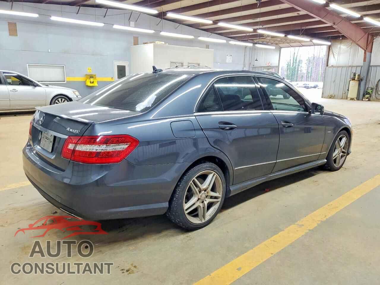 MERCEDES-BENZ E-CLASS 2012 - WDDHF8JB3CA610673