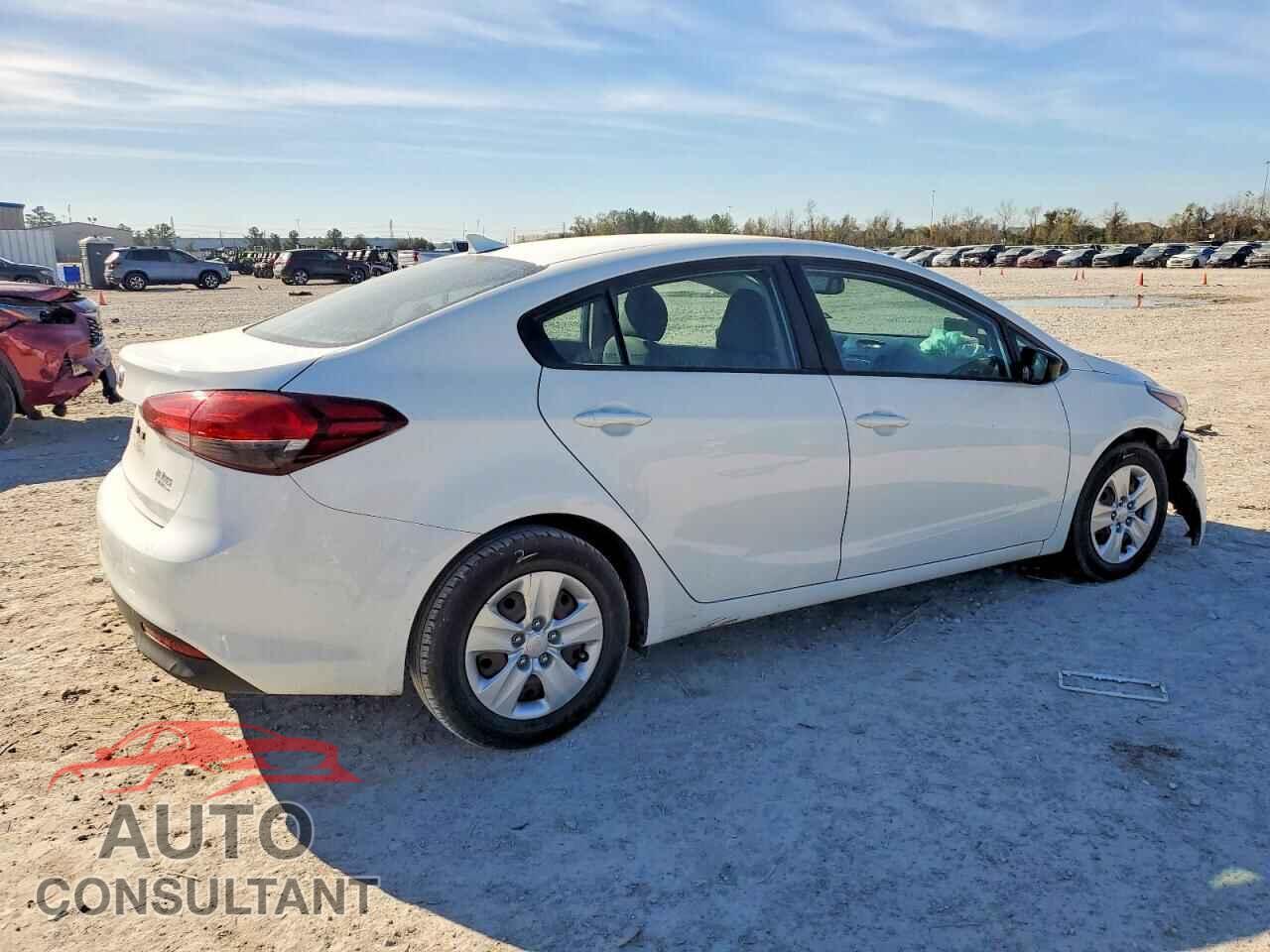 KIA FORTE 2017 - 3KPFK4A76HE074873