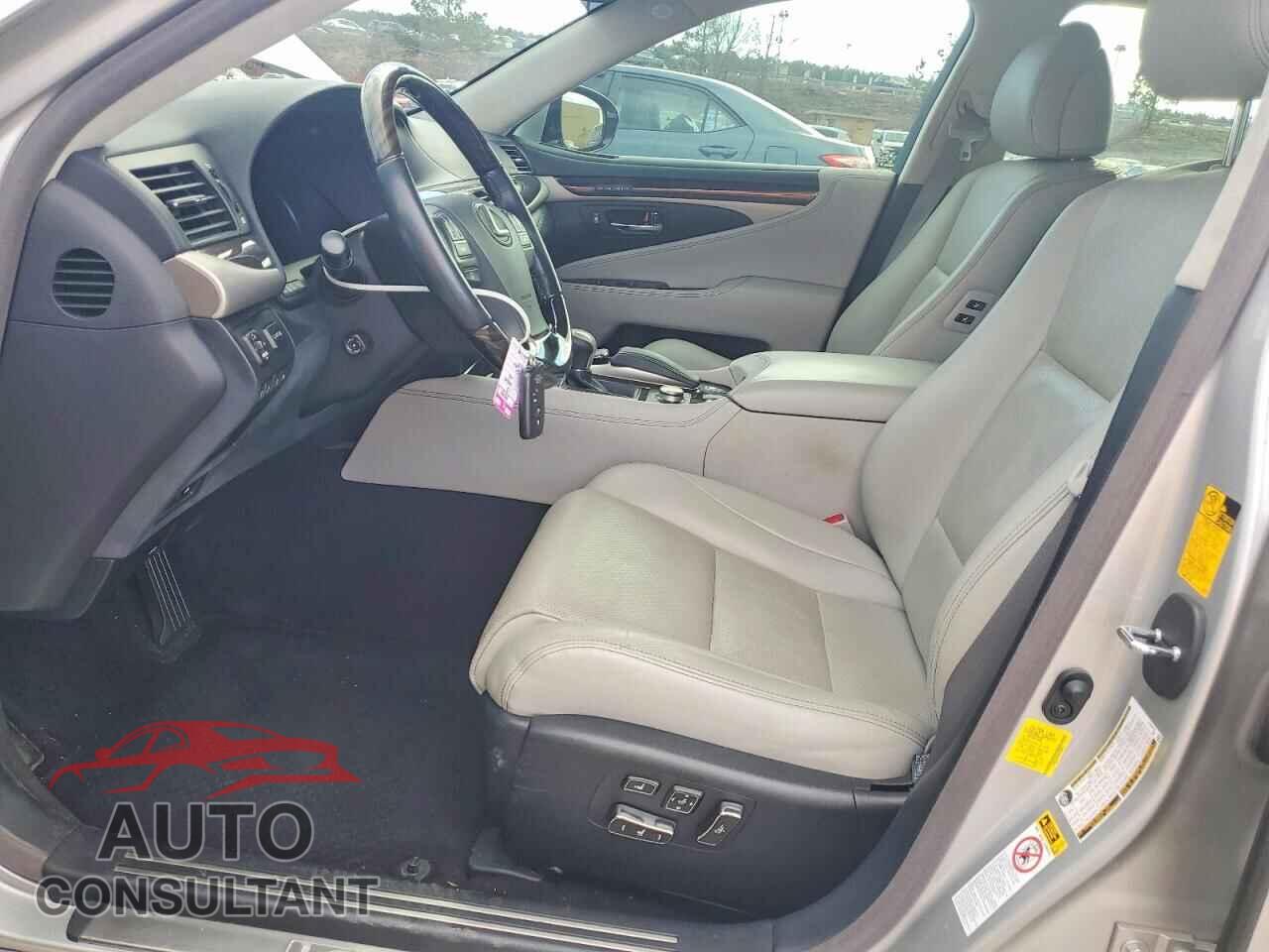 LEXUS LS460 2013 - JTHBL5EF6D5124033