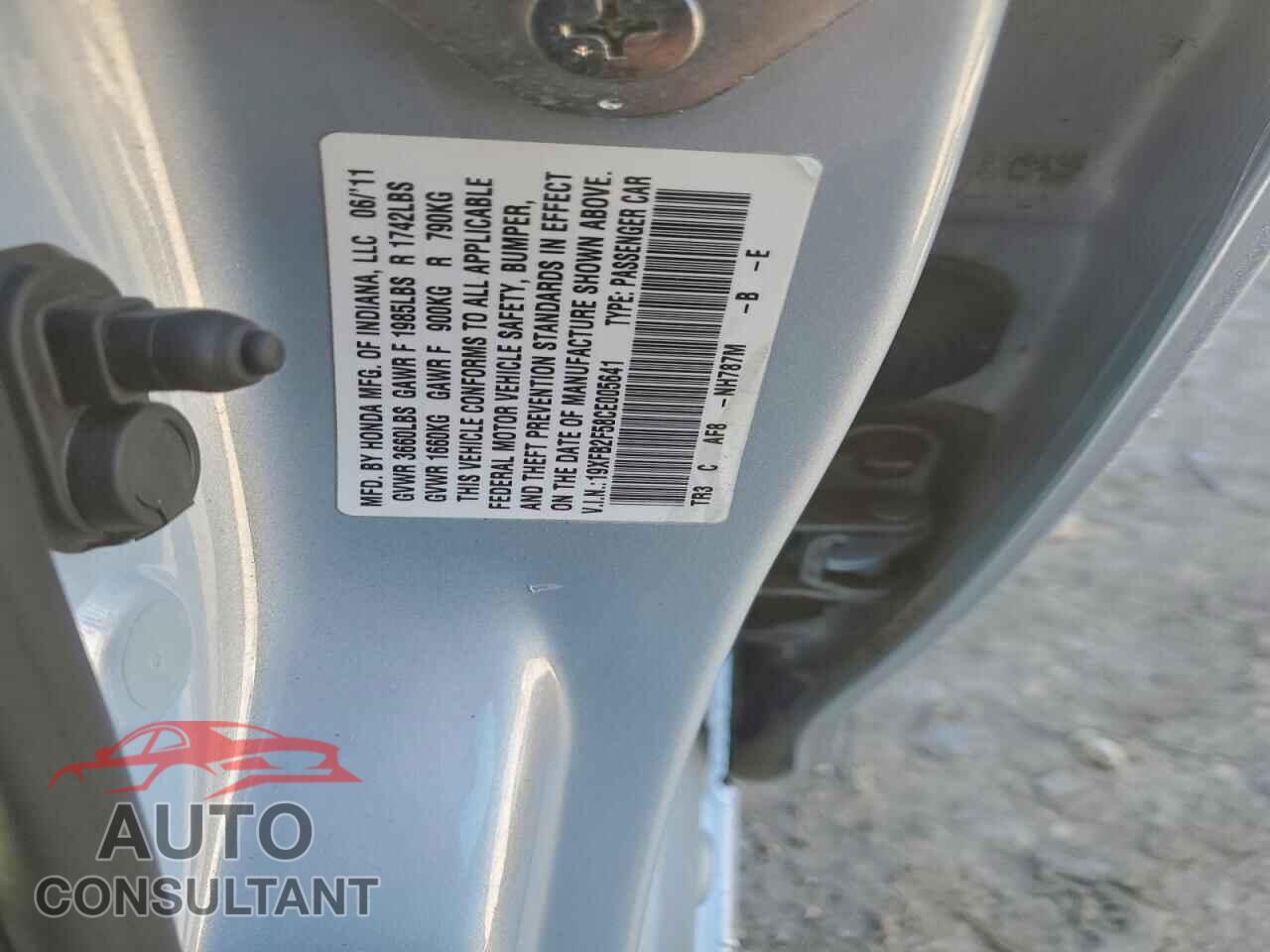 HONDA CIVIC 2012 - 19XFB2F58CE005641