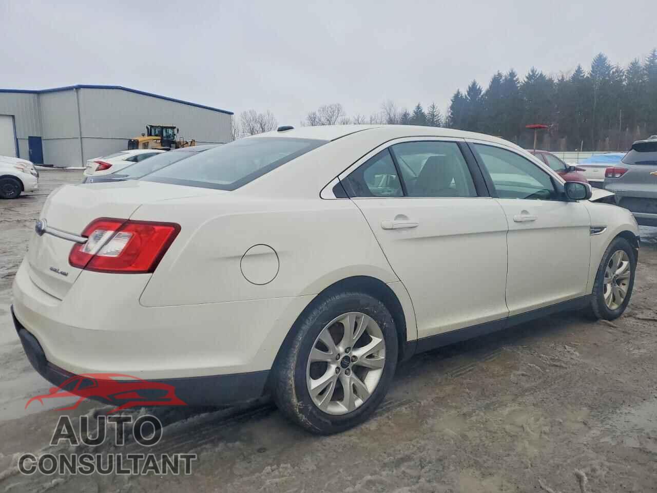 FORD TAURUS 2010 - 1FAHP2HW4AG155605