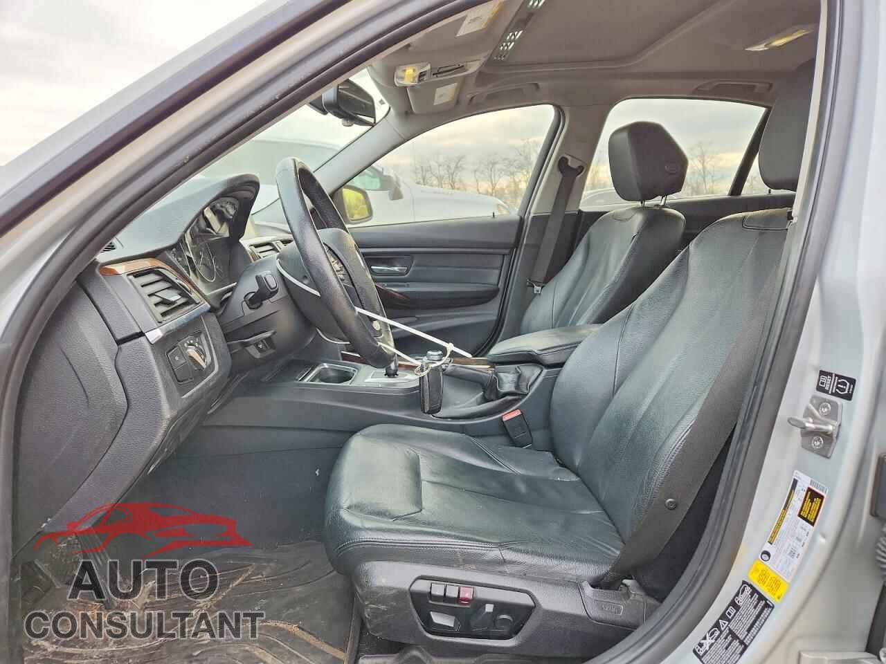 BMW 3 SERIES 2013 - WBA3B3C51DF543700