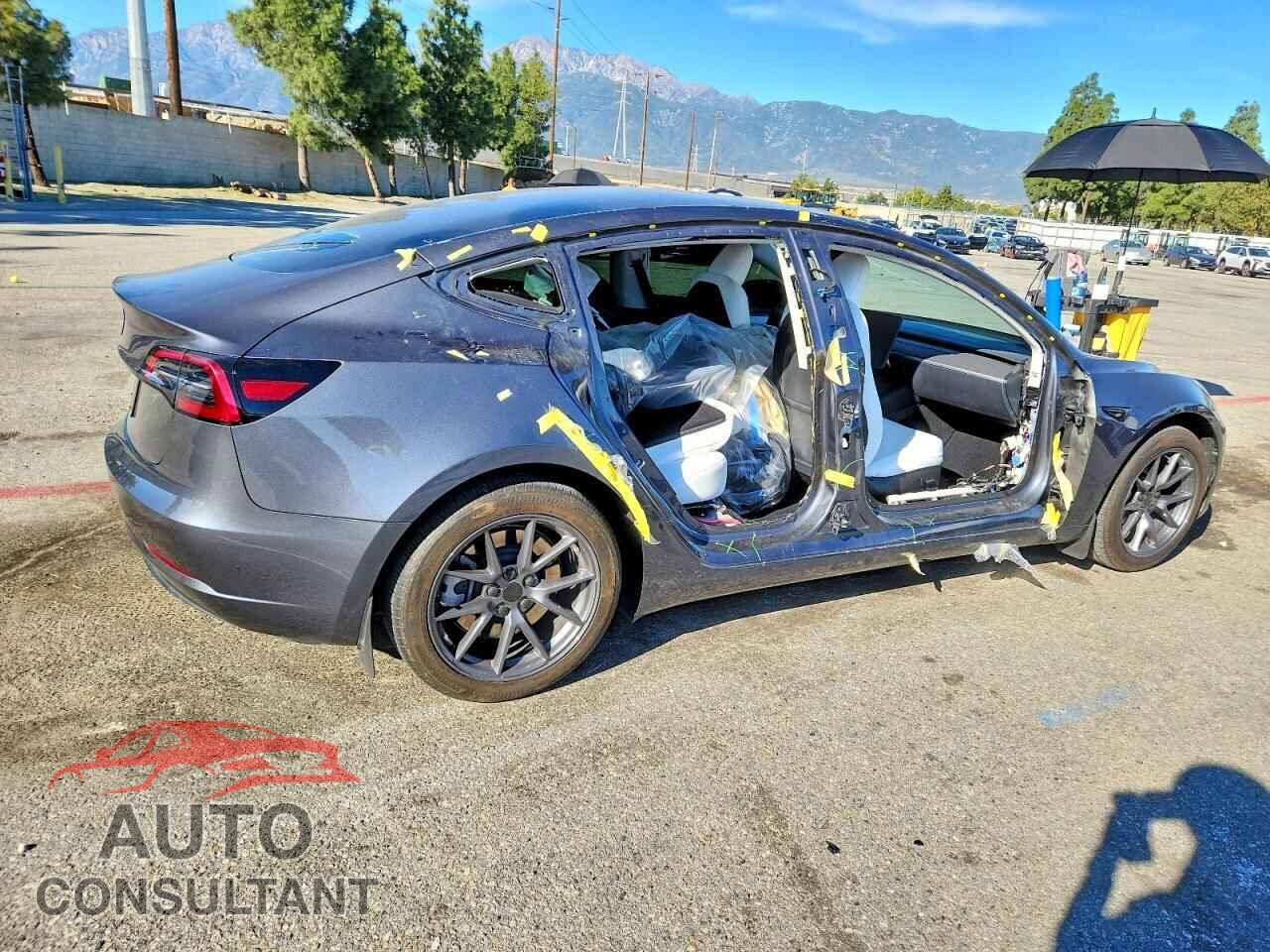TESLA MODEL 3 2023 - 5YJ3E1EA2PF698581