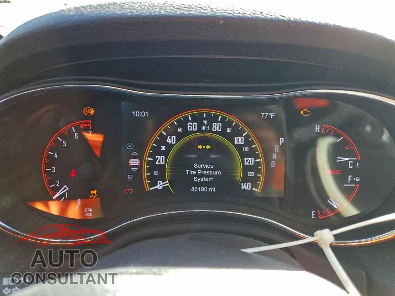 DODGE DURANGO 2018 - 1C4RDHAG2JC340675