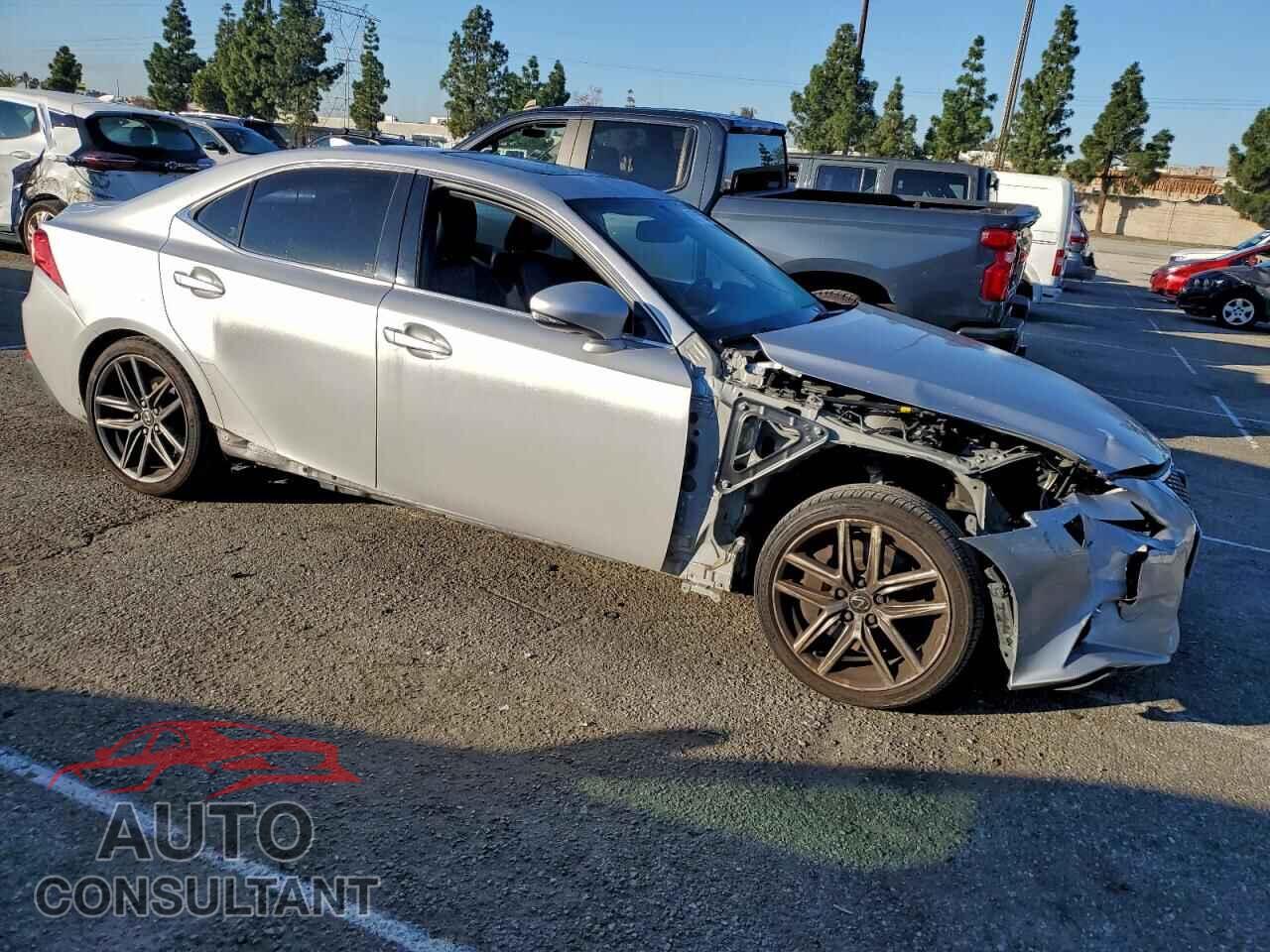 LEXUS IS 2015 - JTHBE1D28F5020177