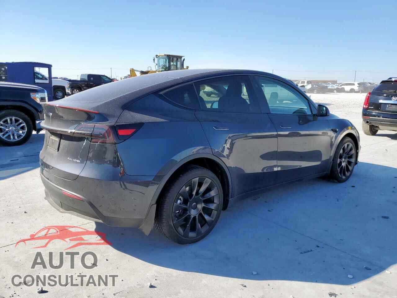 TESLA MODEL Y 2024 - 7SAYGDEEXRA242562