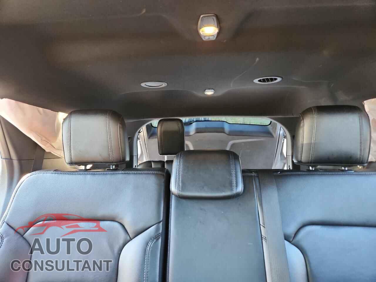 FORD EXPLORER 2017 - 1FM5K7D83HGB43855