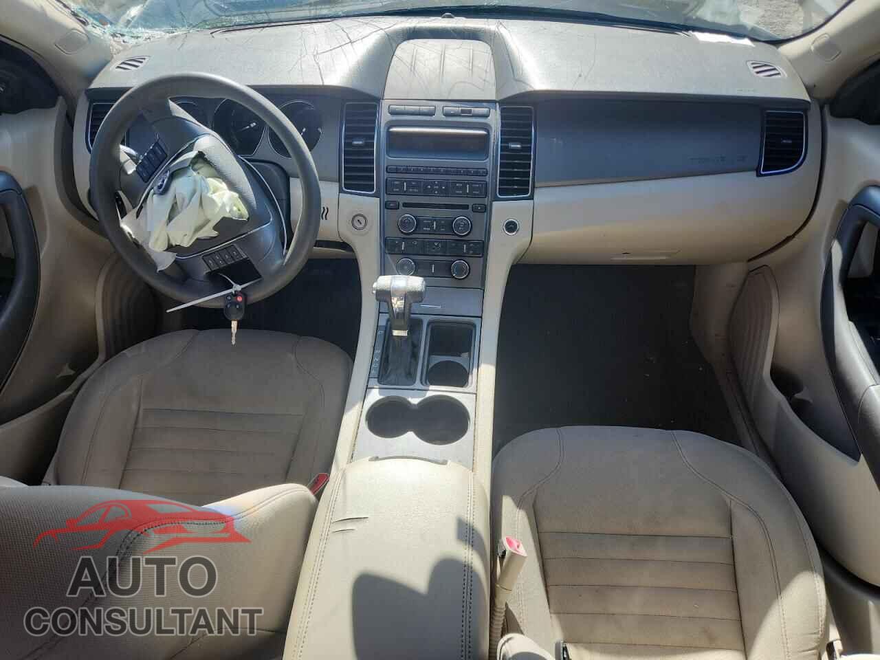 FORD TAURUS 2010 - 1FAHP2DW7AG119896