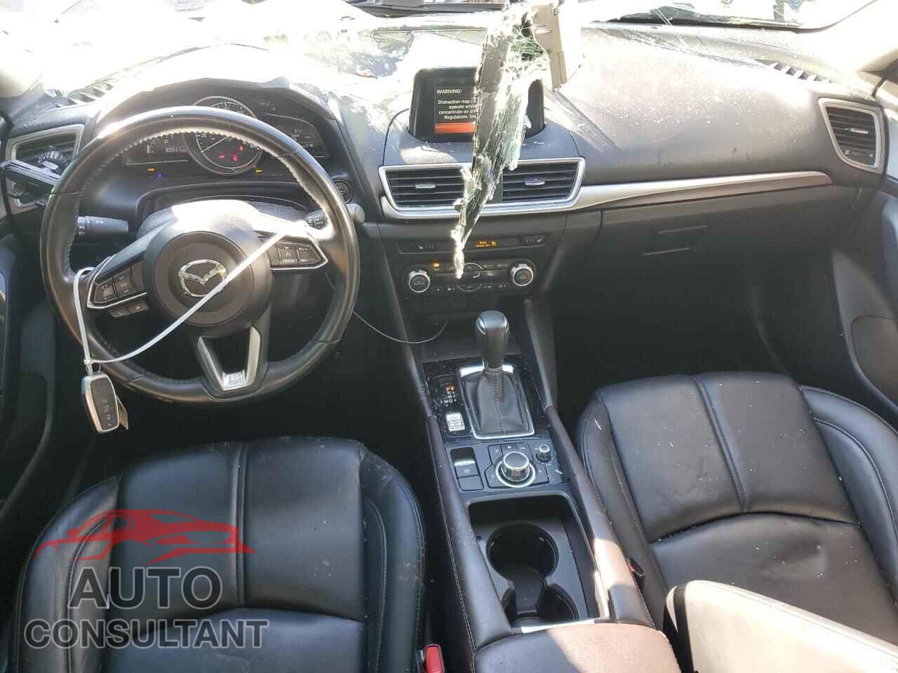 MAZDA 3 2017 - 3MZBN1V78HM116798