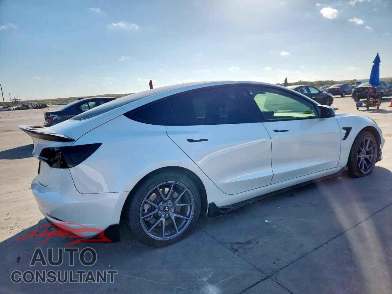 TESLA MODEL 3 2023 - 5YJ3E1EA9PF612277