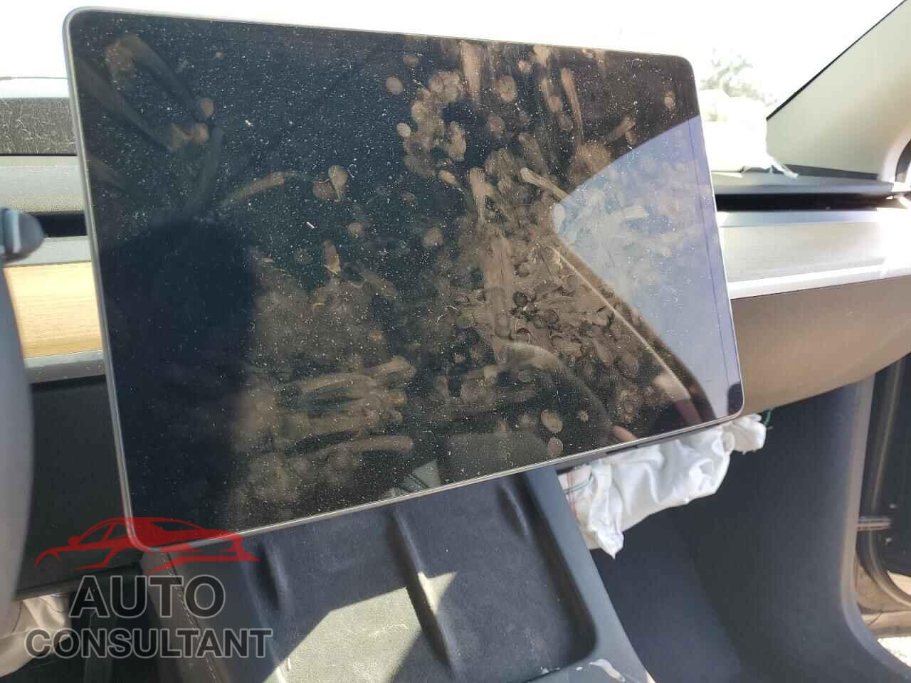 TESLA MODEL Y 2022 - 7SAYGDEE1NA003296