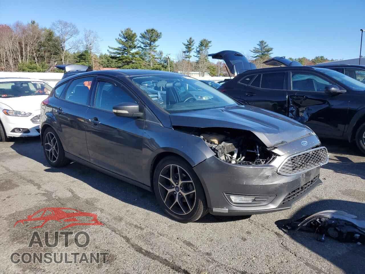 FORD FOCUS 2017 - 1FADP3M20HL311213