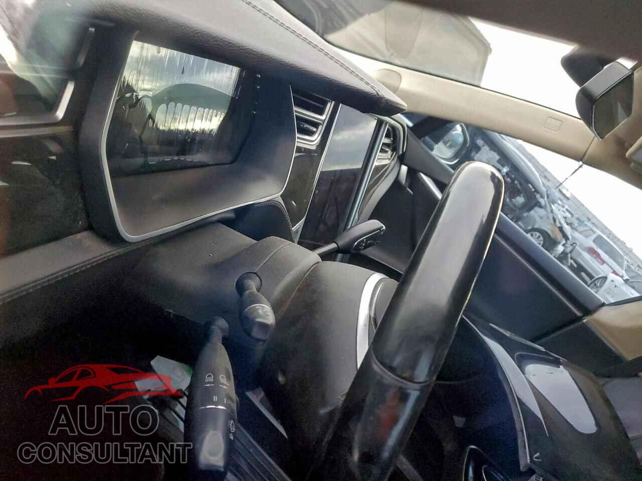 TESLA MODEL S 2014 - 5YJSA1H14EFP45013