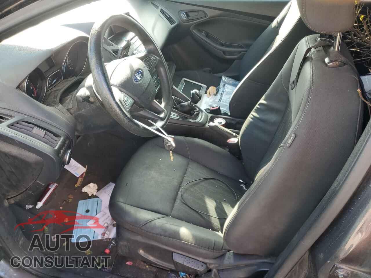 FORD FOCUS 2016 - 1FADP3E25GL234593