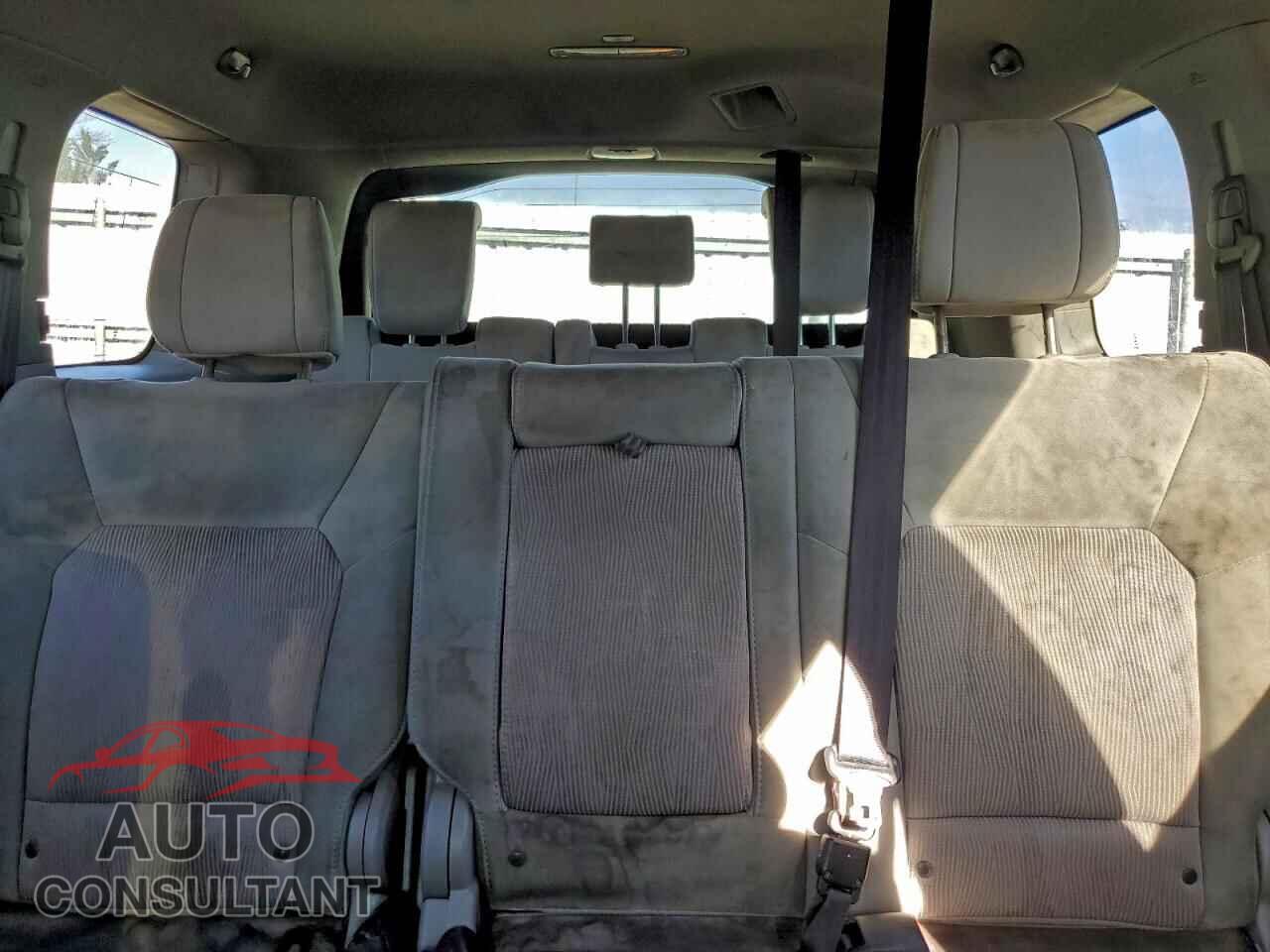 HONDA PILOT 2012 - 5FNYF4H49CB036307