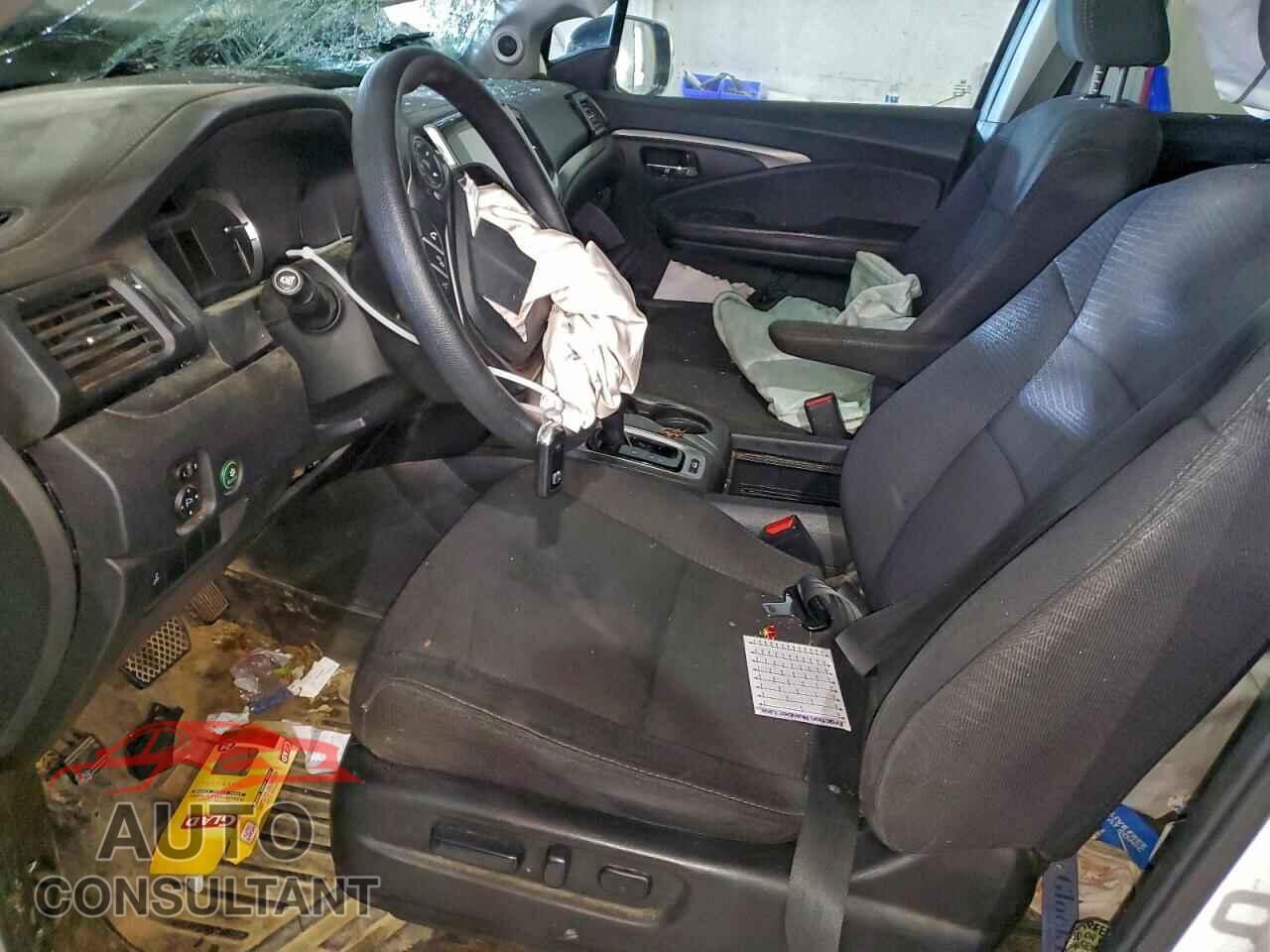 HONDA PILOT 2018 - 5FNYF6H33JB056147