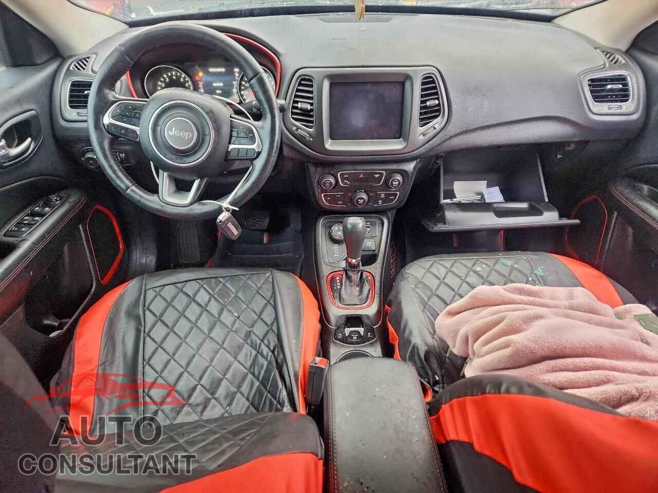 JEEP COMPASS 2017 - 3C4NJDDBXHT607396