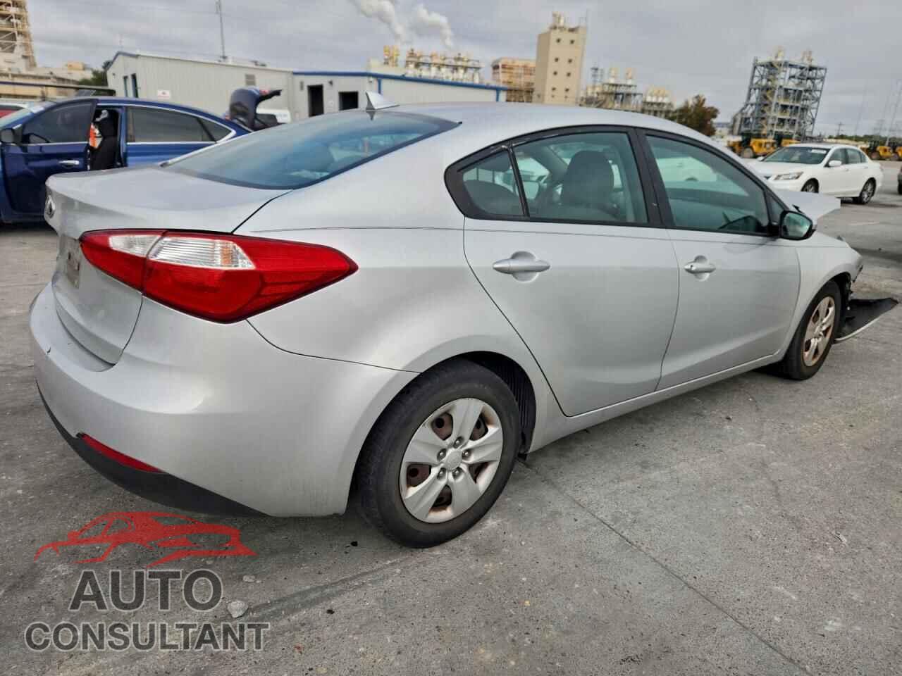 KIA FORTE 2015 - KNAFK4A67F5429336