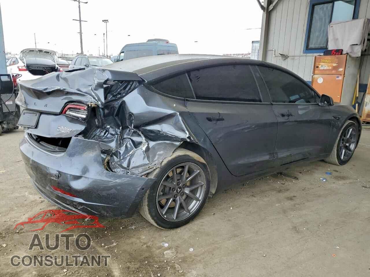 TESLA MODEL 3 2021 - 5YJ3E1EA1MF051620