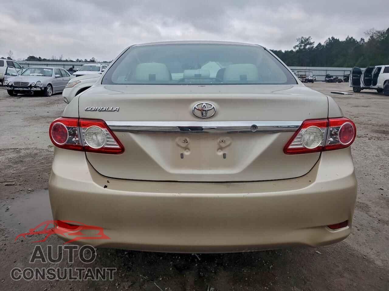 TOYOTA COROLLA 2013 - 5YFBU4EE1DP149375