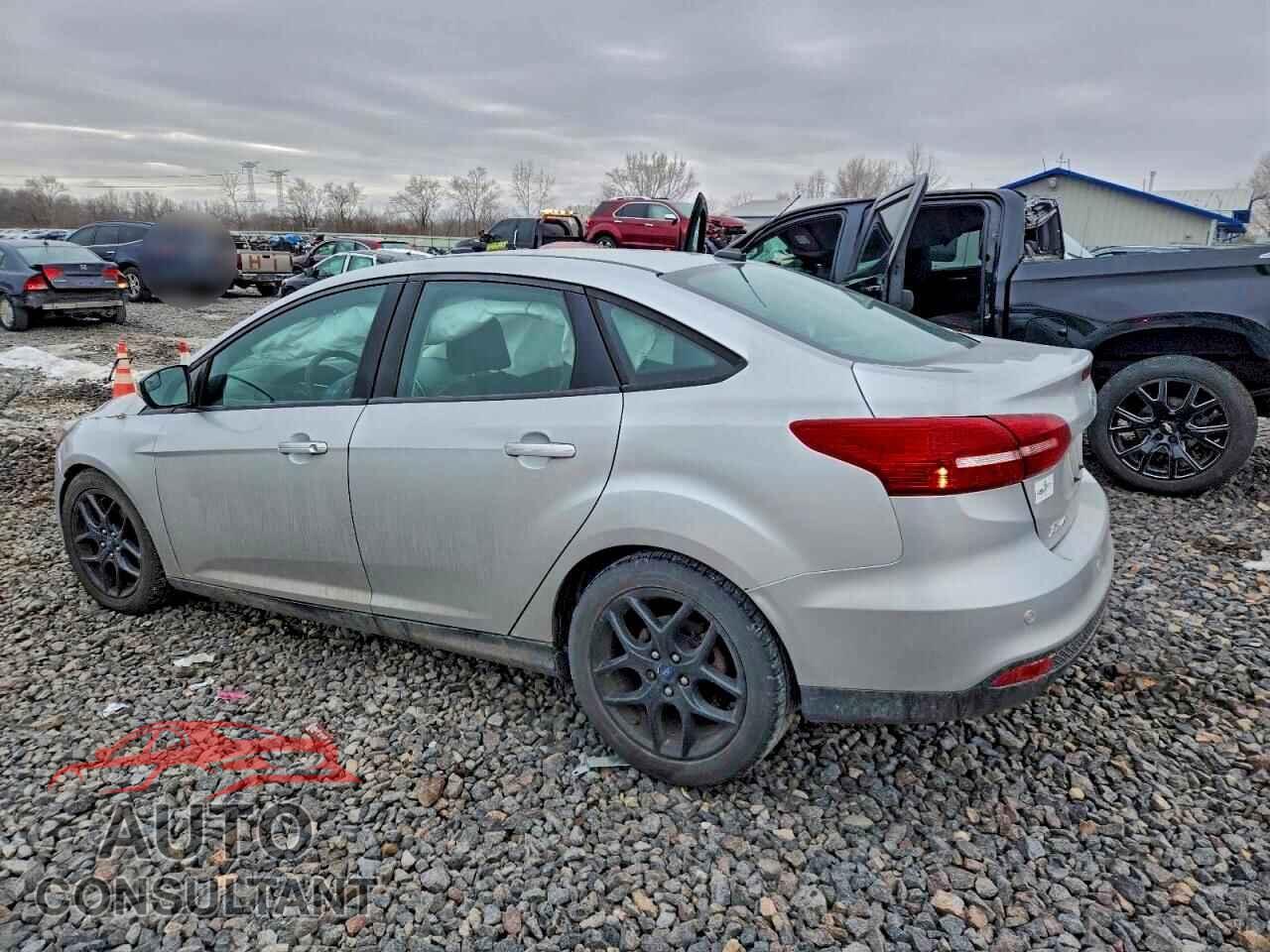 FORD FOCUS 2016 - 1FADP3F22GL332298
