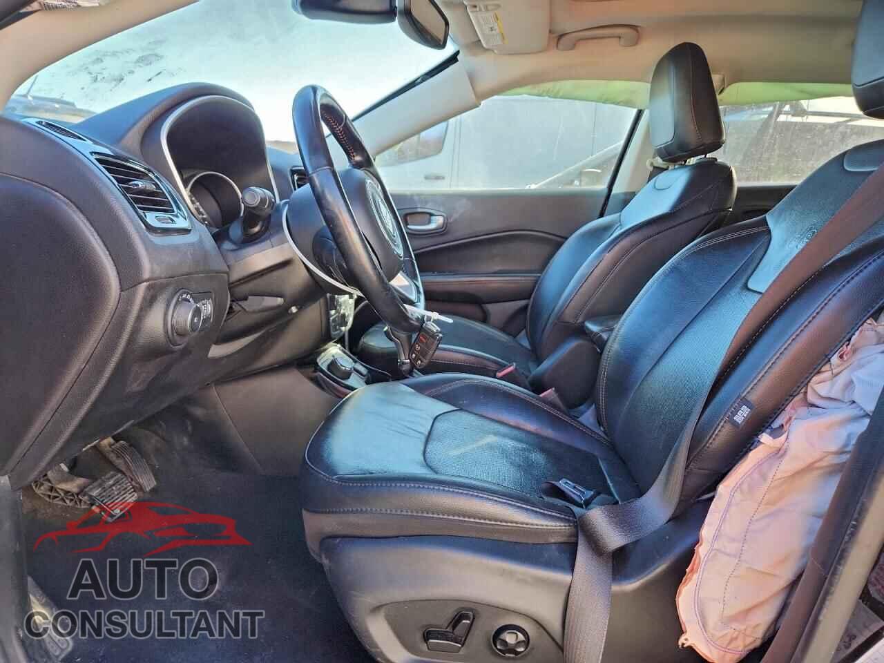 JEEP COMPASS 2021 - 3C4NJDCB7MT575180