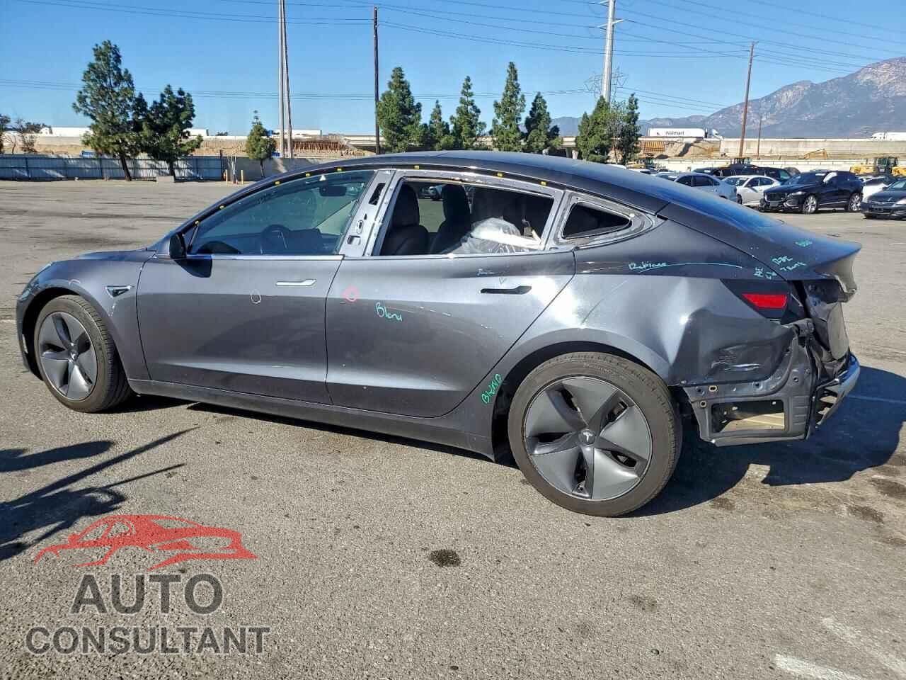 TESLA MODEL 3 2018 - 5YJ3E1EB4JF065922