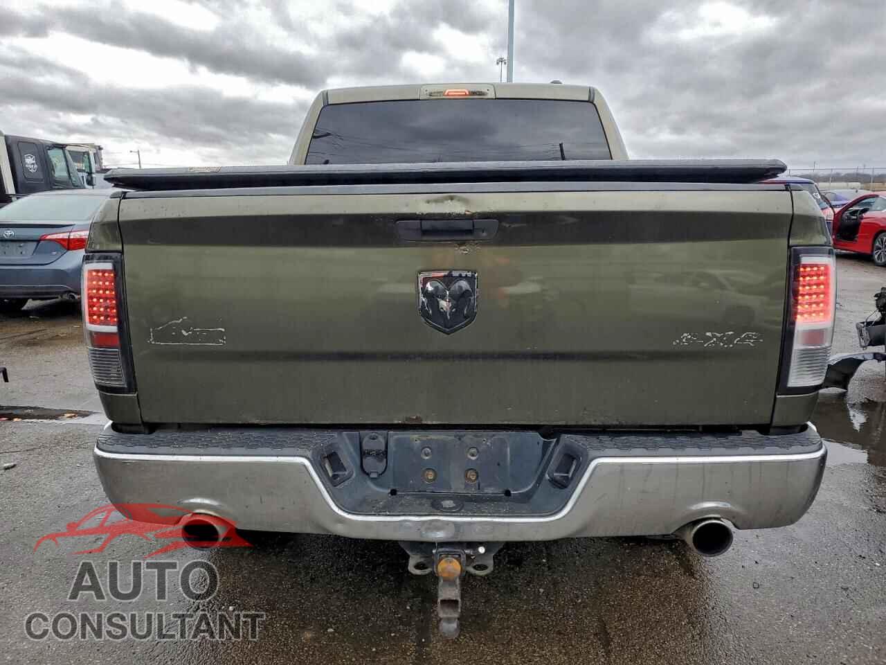 DODGE RAM 1500 2012 - 1C6RD7LT4CS245216